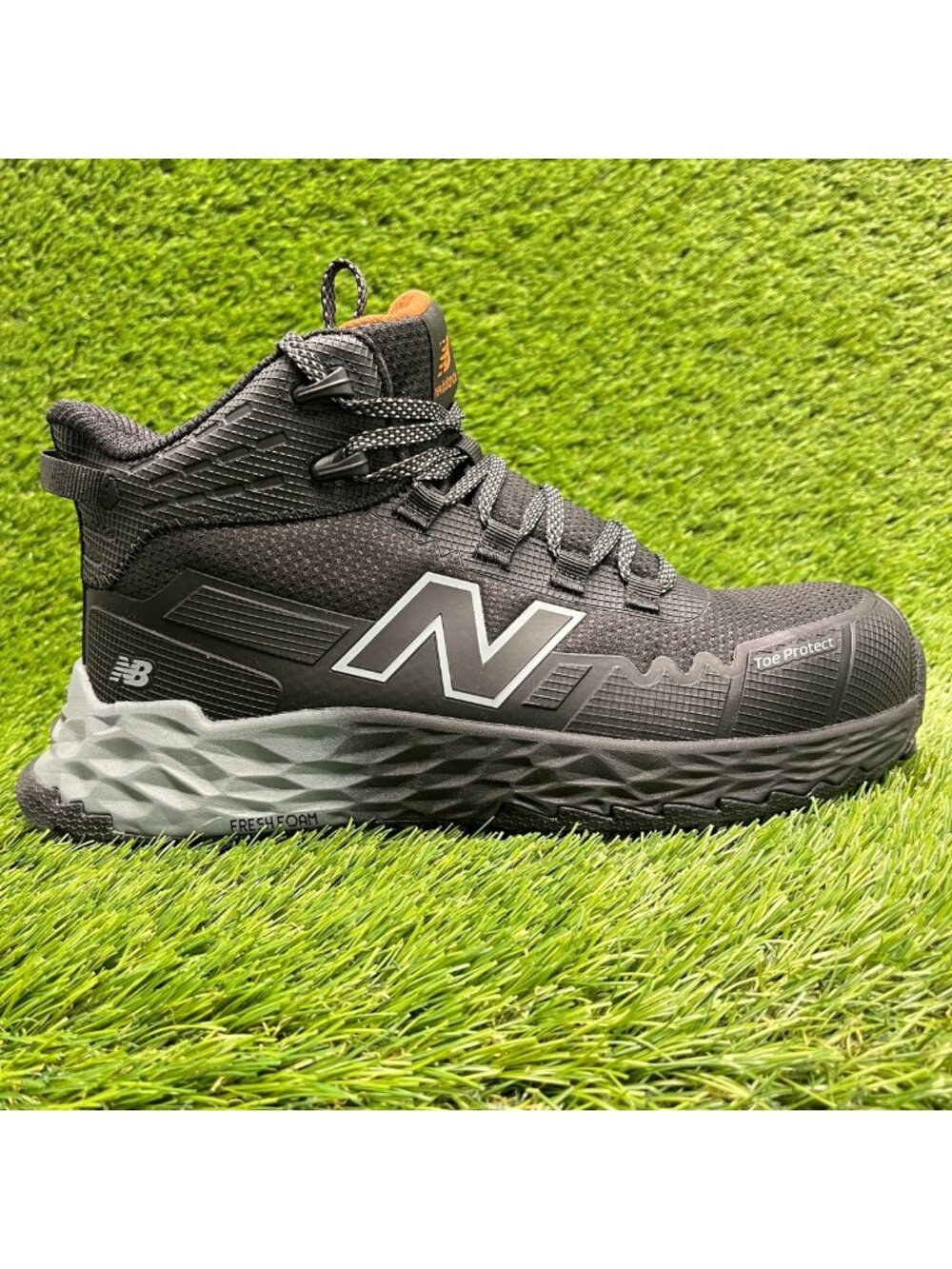 New Balance Fresh Foam Cremorne Womens Size 8.5 Black Composite Toe Work Boots